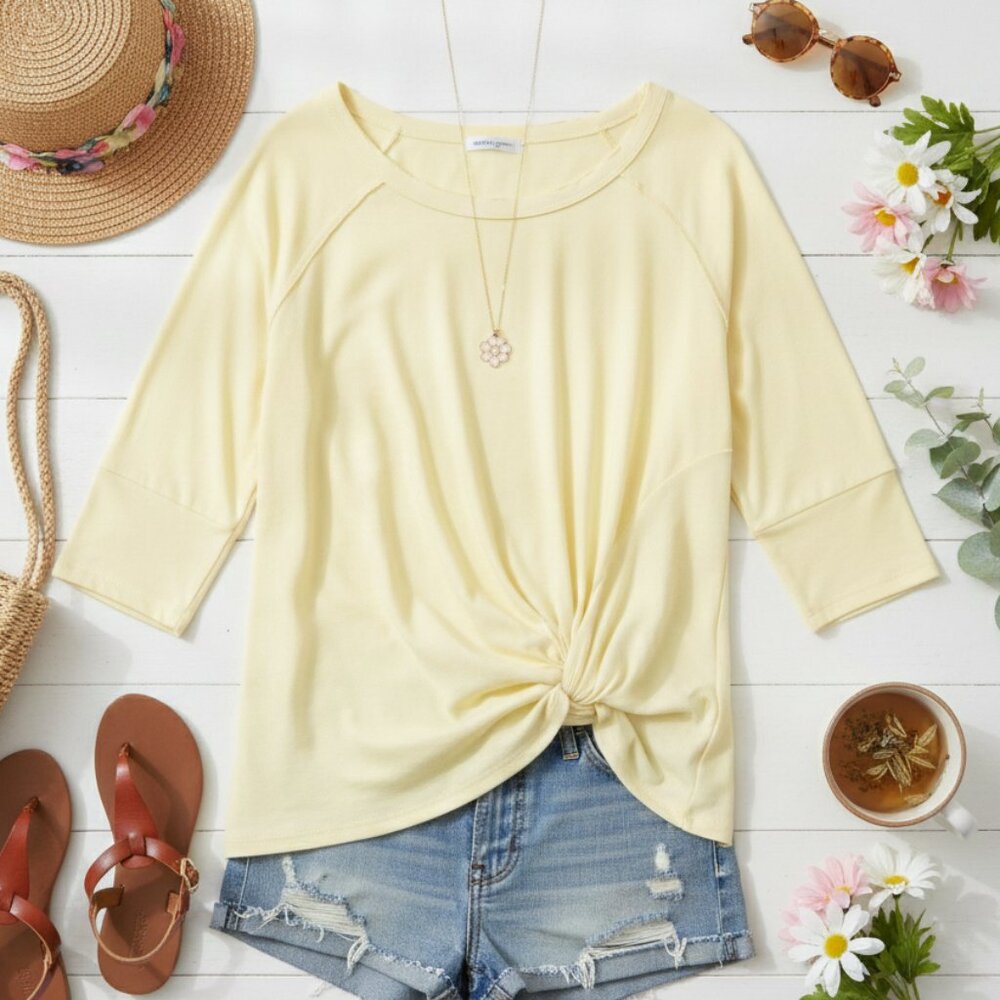 COM.plete Yellow Side-Tie Pullover